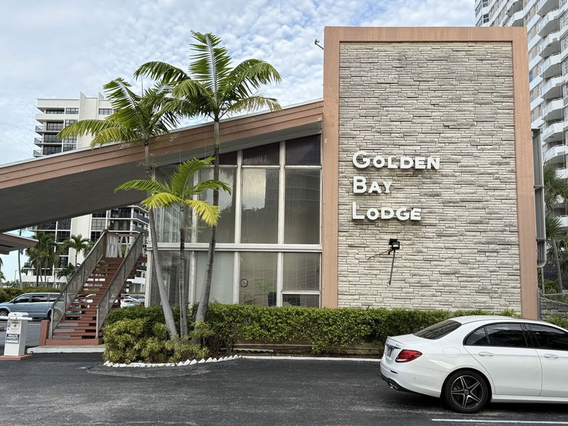 Golden Bay Lodge main photo
